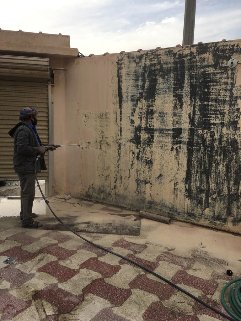 غسيل وتجهيز الجدران الخارجية قبل الدهان والترميم